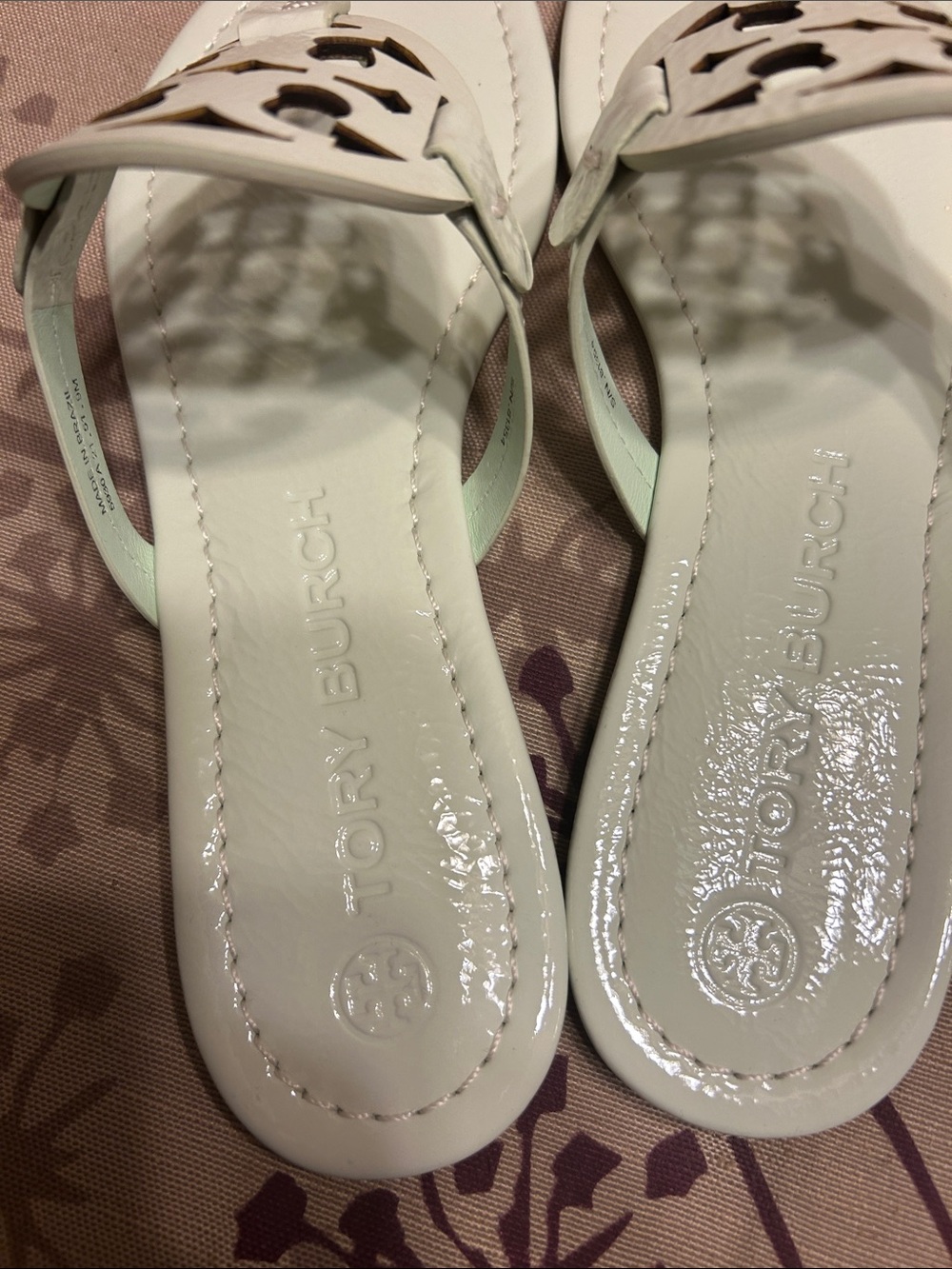 Tory Burch White Patent Leather Miller Thong Sandals - Picture 3 of 7